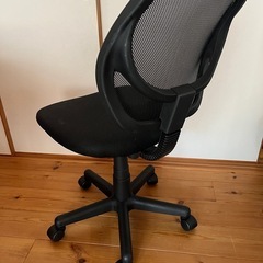 【美品】椅子　高さ調整可能の画像