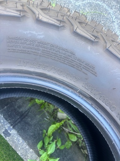 285/70r17ヨコハマジオランダーX-AT
