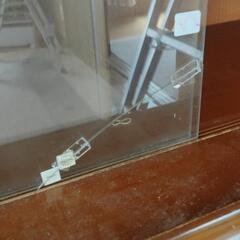 昭和レトロ 食器棚の画像