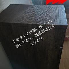 全身鏡にタンスがひっつ着いてますの画像