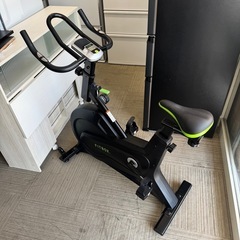 【超美品‼️】定価76,800円♪ FITBOX バイタルセンサー付き スピンバイク エアロバイク トレーニング フィットネス ダイエット ブラック♪の画像