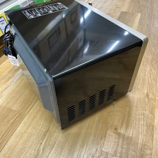 KOIZUMI コイズミ 電子レンジ KRD-18E5 フラットタイプ シャンパンゴールド×ブラック のご紹介です！
