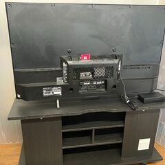 SONY 42V型 BRAVIA KDL-42W650A [42インチ] 液晶テレビ　2013年製　ブラビア　ソニー　AVボード付き（アイリスオーヤマOBA-100）の画像