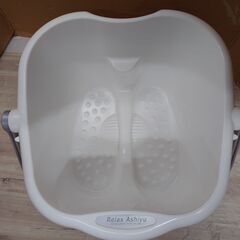 美品　フットアイスバス　足湯バケツ　冷やし足湯　アイシングバケツ　日本製　イノマタ化学　　足湯バケツの画像