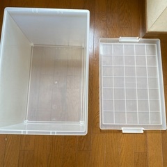無印良品などの収納ケースの画像