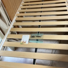美品　
シングルベッドの画像
