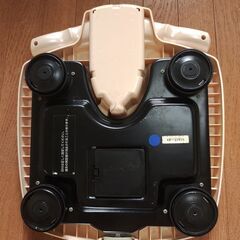 オムロン体脂肪測定体重計の画像