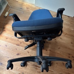 くろがね　オフィスチェア
