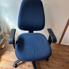 くろがね　オフィスチェア
の画像