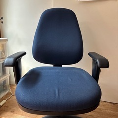 くろがね　オフィスチェア
の画像