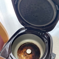 炊飯器の画像