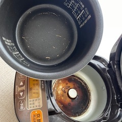 炊飯器の画像