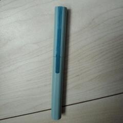 美品未使用！電気で奥まで見える耳かきの画像