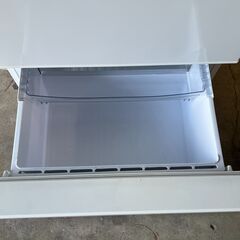 AQUA アクア　3ドア冷蔵庫 AQR-27G2(W）272L 2019年製　　お近くなら無料配達いたします。の画像