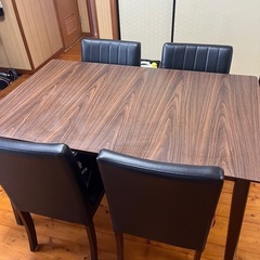 ダイニングテーブルセットの画像