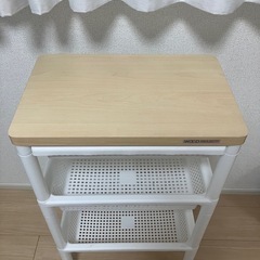 キッチンワゴン　収納入れの画像