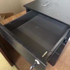 【あげます】無料　キャビネット　　　　の画像