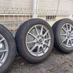 スタットレスの画像