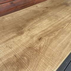 IKEA 木目調テーブルの画像