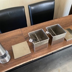 紅生姜入れ2個と胡椒入れ1個‼️の画像