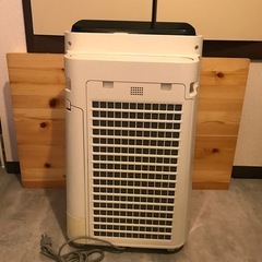 SHARP プラズマクラスター　加湿付き空気清浄機の画像