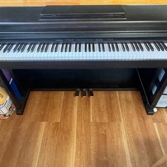 電子ピアノ･椅子の画像
