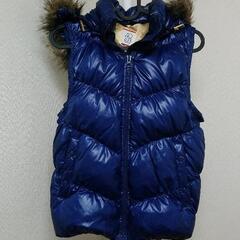GAPダウンベストの画像