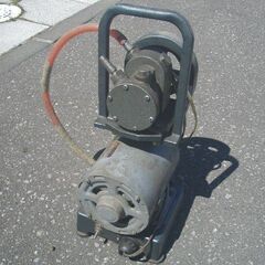 YAZAWA　ヤザワ　真空ポンプ（モーターは日立）１００V　完動品の画像