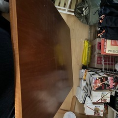 折りたたみテーブルの画像