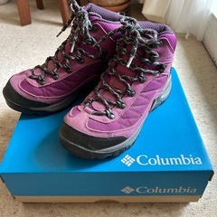 Columbia　トレッキングシューズ　24cm　レディースの画像