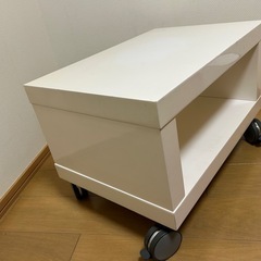 テレビ台の画像