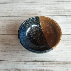 天ぷらセットの瀬戸物の画像