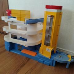 【決まりました】トミカ　パーキングタワーの画像