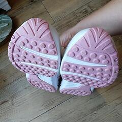 ナースシューズの画像