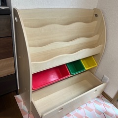 絵本おもちゃラックの画像