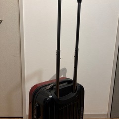 スーツケースの画像
