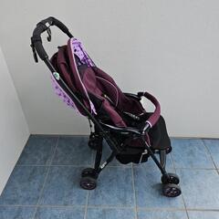 Combi 折り畳み式ベビーカー