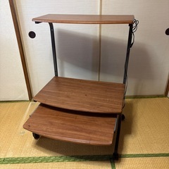 パソコンラックの画像