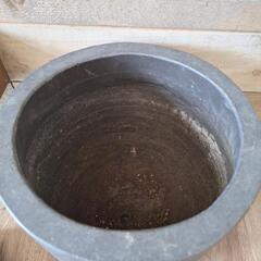 陶器の器の画像