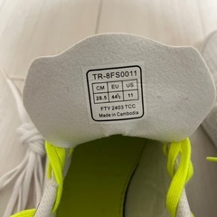 ティゴラ　サッカー　トレーニングシューズ　28.5cmの画像