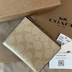 配送可　新品　コーチ　COACH 財布　折り財布　の画像