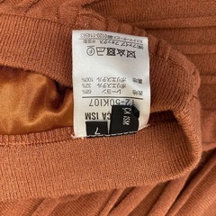 コムサ（COMME ÇA ISM） プリーツニットスカート ブラウン Mの画像