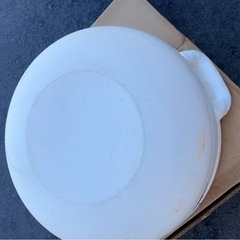 未使用品　陶器　野菜デザインの中型土鍋　の画像