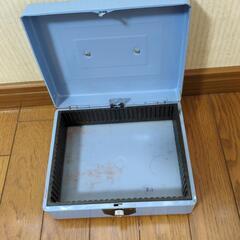 貴重品、小物入れの画像