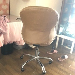 オフィスチェアの画像