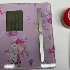 RADY　体重計　ヘルスメーター　の画像