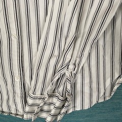 【まとめ割します】 GU ストライプシャツ　長袖　Mサイズの画像