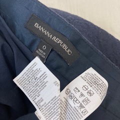 バナナリパブリック（Banana Republic）のネイビー　タイトスカートの画像
