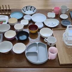 【何点持っていっても500円】食器、調理器具すべて処分しますの画像
