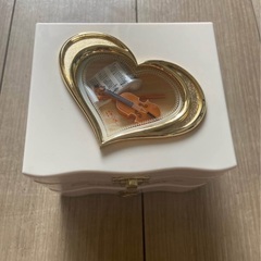 Musical jewelry box for kidsの画像